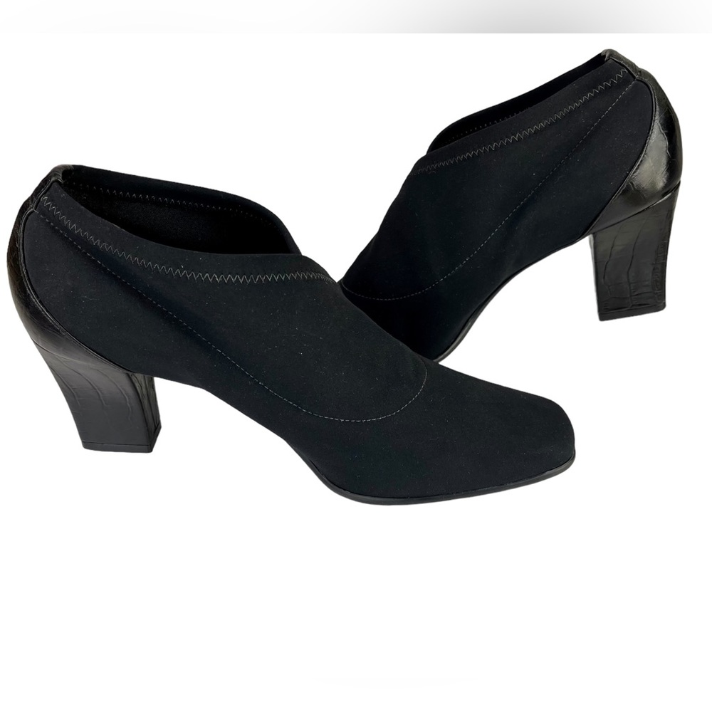 Donald J Pliner Reya Neoprene Croco Leather Black Heel Booties Size 10